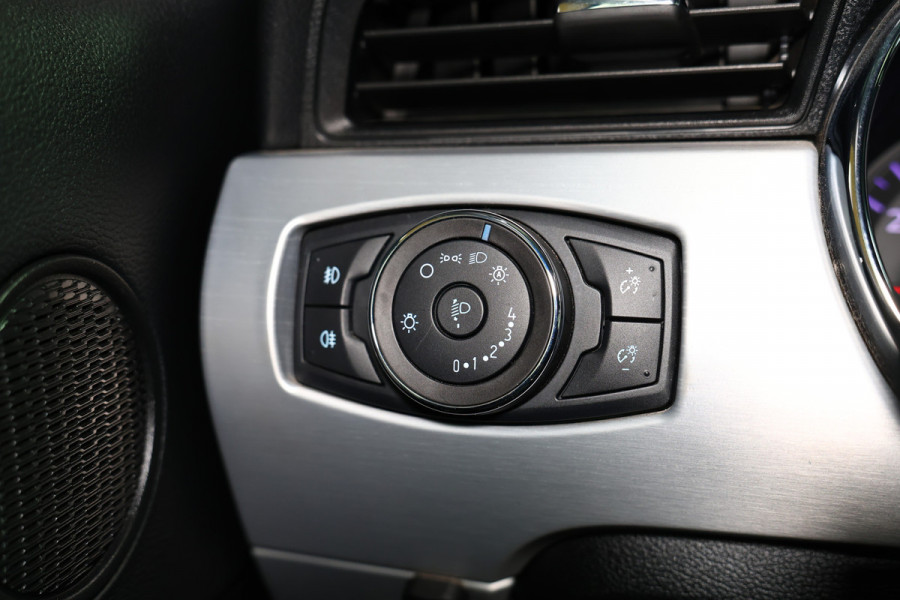Ford Mustang Convertible 2.3 EcoBoost AVM NAVI CLIMA CAMERA KEYLSS PDC CRUISE LEDER SUBWH "19