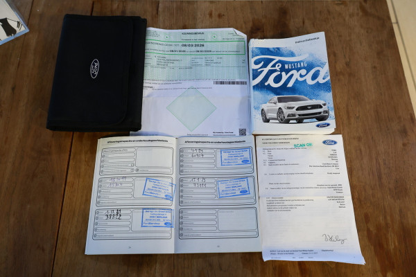 Ford Mustang Convertible 2.3 EcoBoost AVM NAVI CLIMA CAMERA KEYLSS PDC CRUISE LEDER SUBWH "19