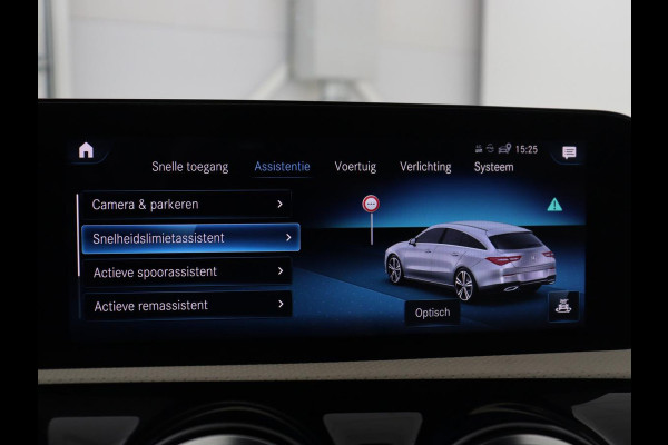 Mercedes-Benz CLA-Klasse Shooting Brake 180 Business Solution Luxury | Leder | Trekhaak | Stoelverwarming | Camera | Widescreen | Sfeerverlichting | Full LED | Park Assist | Climate control | Bluetooth