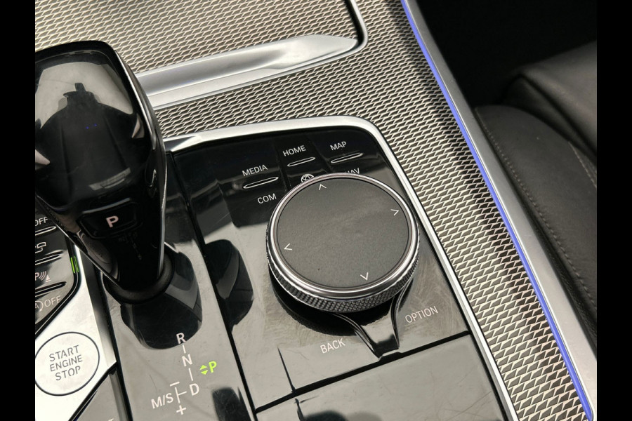 BMW X5 XDrive30d High Executive M-Sport| Head-up | H/K | Trekhaak | Adapt.Cruise/Control | 360 Camera | Stoel/Stuur verwarming |