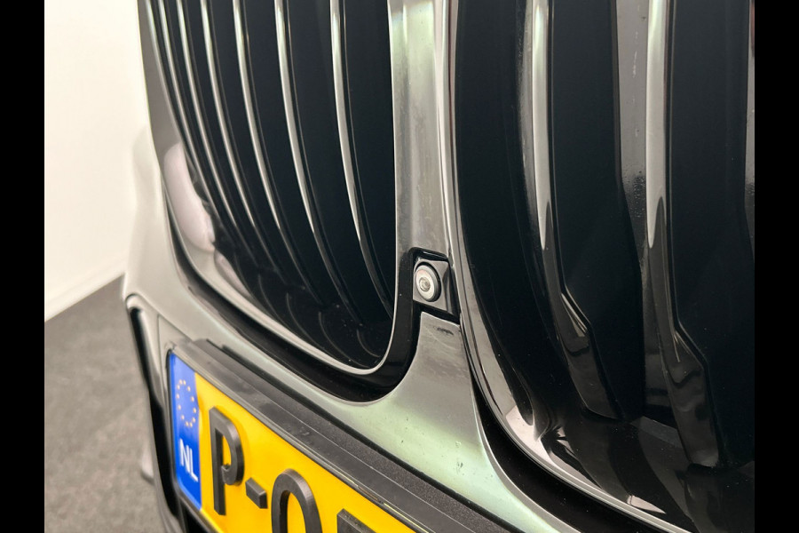 BMW X5 XDrive30d High Executive M-Sport| Head-up | H/K | Trekhaak | Adapt.Cruise/Control | 360 Camera | Stoel/Stuur verwarming |