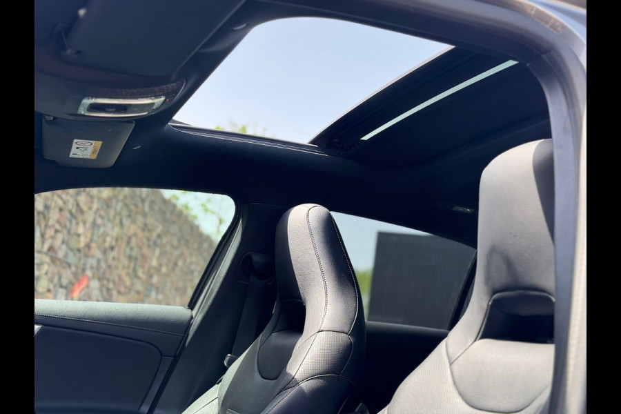 Mercedes-Benz A-Klasse 200 Business Solution AMG
