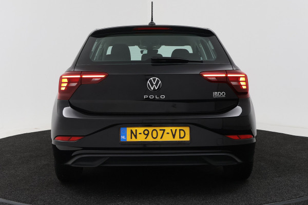 Volkswagen Polo 1.0 TSI Life Business (STOELVERWARMING, DIGITALE COCKPIT, CAMERA, CRUISE CONTROL ADAPTIEF, PARKEERSENSOREN)
