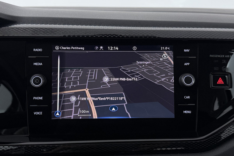 Volkswagen Polo 1.0 TSI Life Business (STOELVERWARMING, DIGITALE COCKPIT, CAMERA, CRUISE CONTROL ADAPTIEF, PARKEERSENSOREN)