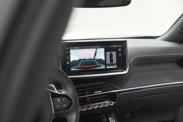 Peugeot 2008 1.2 Hybrid 145 GT | Camera | Apple Carplay | Parkeersensoren