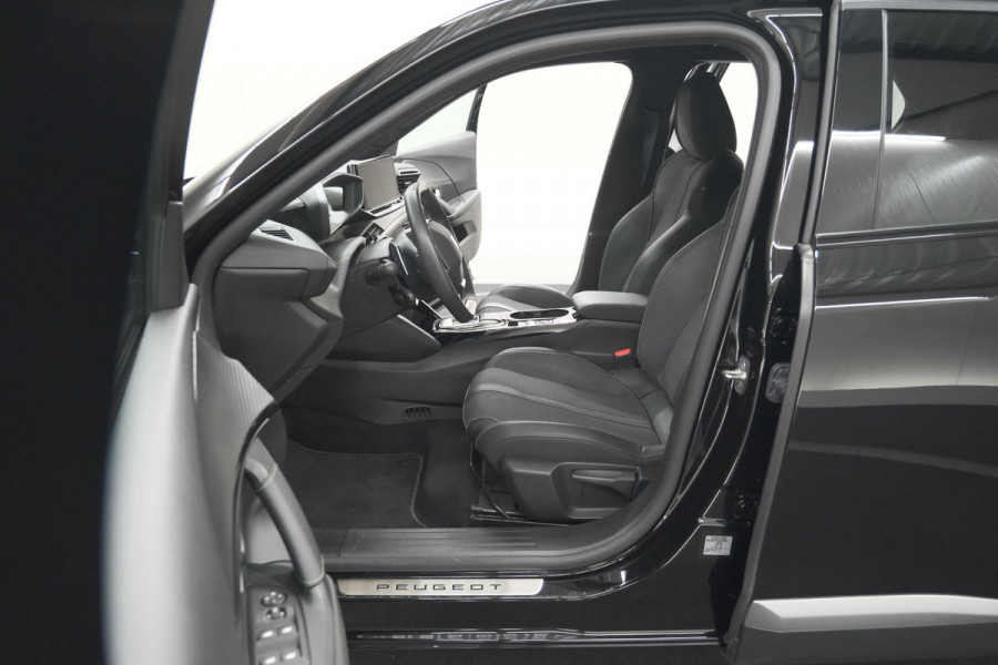 Peugeot 2008 1.2 Hybrid 145 GT | Camera | Apple Carplay | Parkeersensoren