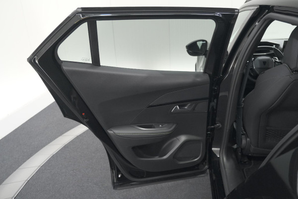 Peugeot 2008 1.2 Hybrid 145 GT | Camera | Apple Carplay | Parkeersensoren