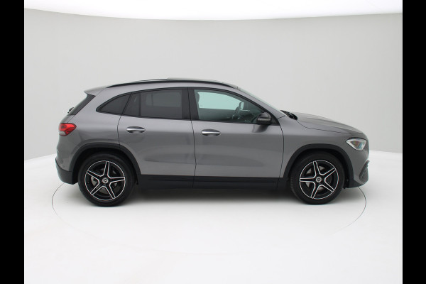 Mercedes-Benz GLA 200d AMG Distronic, Memory, Pano, Keyless, Sfeer