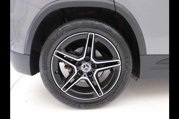 Mercedes-Benz GLA 200d AMG Distronic, Memory, Pano, Keyless, Sfeer
