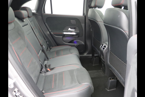 Mercedes-Benz GLA 200d AMG Distronic, Memory, Pano, Keyless, Sfeer