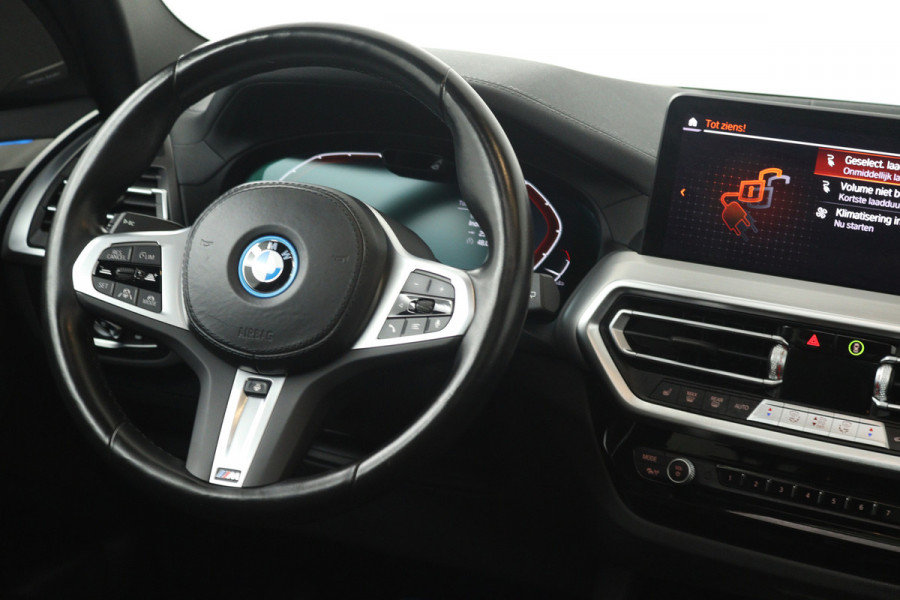 BMW iX3 High Executive 80 kWh (SOH 98,1%, PANO, CAMERA, STOEL/STUUR VERWARMING, ELEKTR STOELEN, CRUISE ADAPTIEF, PARKEERSENSOREN)