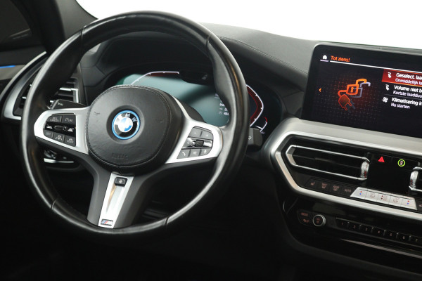 BMW iX3 High Executive 80 kWh (SOH 98,1%, PANO, CAMERA, STOEL/STUUR VERWARMING, ELEKTR STOELEN, CRUISE ADAPTIEF, PARKEERSENSOREN)