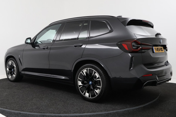 BMW iX3 High Executive 80 kWh (SOH 98,1%, PANO, CAMERA, STOEL/STUUR VERWARMING, ELEKTR STOELEN, CRUISE ADAPTIEF, PARKEERSENSOREN)
