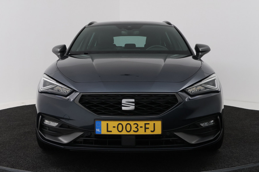 Seat Leon Sportstourer 1.5 TSI FR Launch Edition (DIGITALE COCKPIT, CRUISE ADAPTIEF, NAVIGATIE CARPLAY, PARKEERSENSOREN)