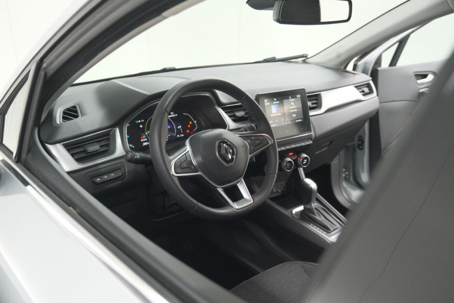 Renault Captur 1.6 E-Tech full hybrid 145 techno | Camera | Parkeersensoren | Climate control | Keyless