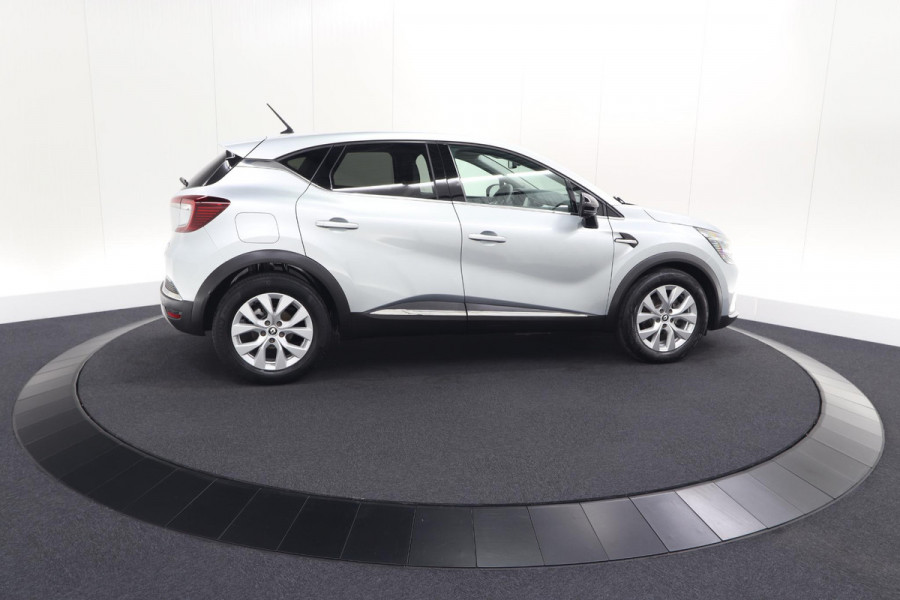 Renault Captur 1.6 E-Tech full hybrid 145 techno | Camera | Parkeersensoren | Climate control | Keyless
