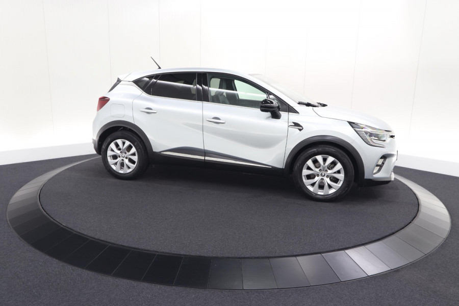 Renault Captur 1.6 E-Tech full hybrid 145 techno | Camera | Parkeersensoren | Climate control | Keyless