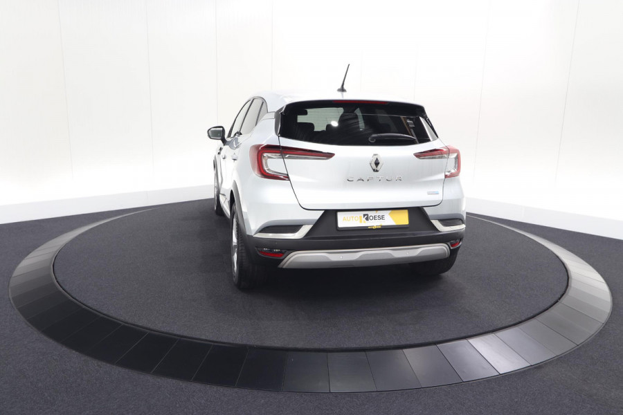 Renault Captur 1.6 E-Tech full hybrid 145 techno | Camera | Parkeersensoren | Climate control | Keyless