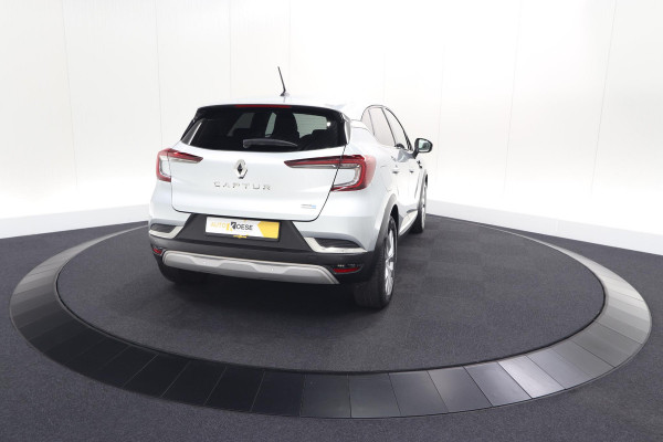 Renault Captur 1.6 E-Tech full hybrid 145 techno | Camera | Parkeersensoren | Climate control | Keyless