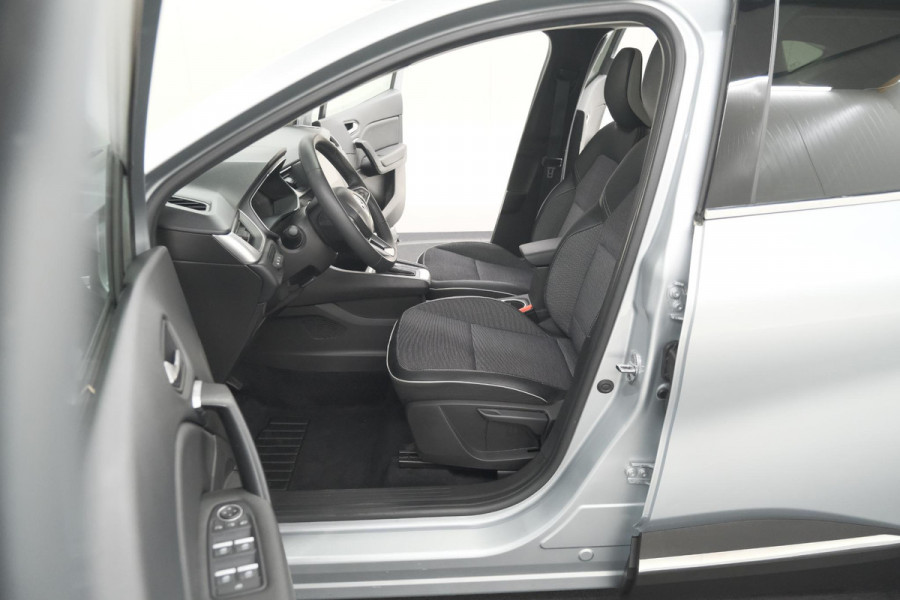 Renault Captur 1.6 E-Tech full hybrid 145 techno | Camera | Parkeersensoren | Climate control | Keyless