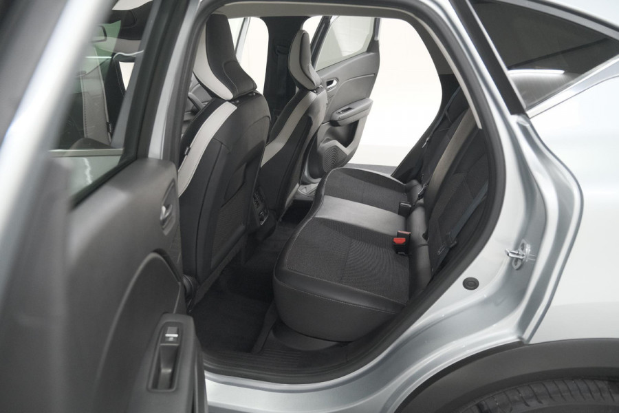 Renault Captur 1.6 E-Tech full hybrid 145 techno | Camera | Parkeersensoren | Climate control | Keyless