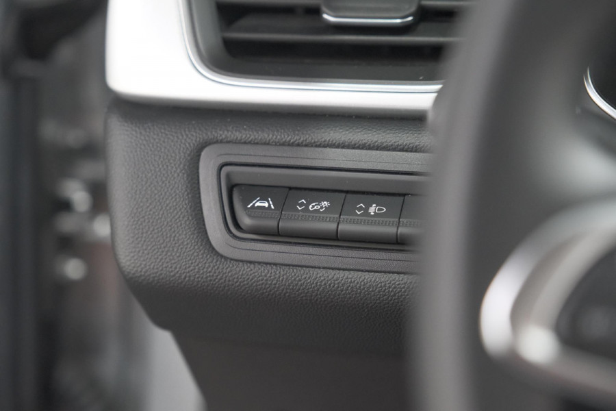 Renault Captur 1.6 E-Tech full hybrid 145 techno | Camera | Parkeersensoren | Climate control | Keyless