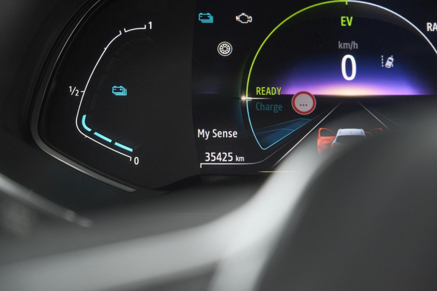 Renault Captur 1.6 E-Tech full hybrid 145 techno | Camera | Parkeersensoren | Climate control | Keyless
