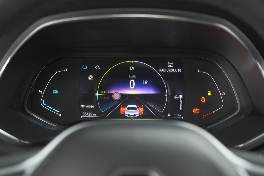 Renault Captur 1.6 E-Tech full hybrid 145 techno | Camera | Parkeersensoren | Climate control | Keyless