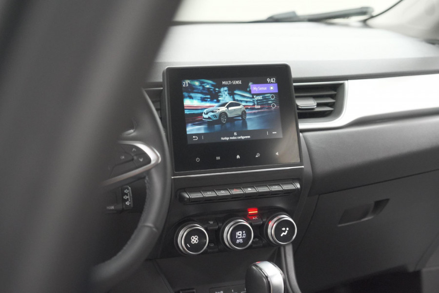 Renault Captur 1.6 E-Tech full hybrid 145 techno | Camera | Parkeersensoren | Climate control | Keyless