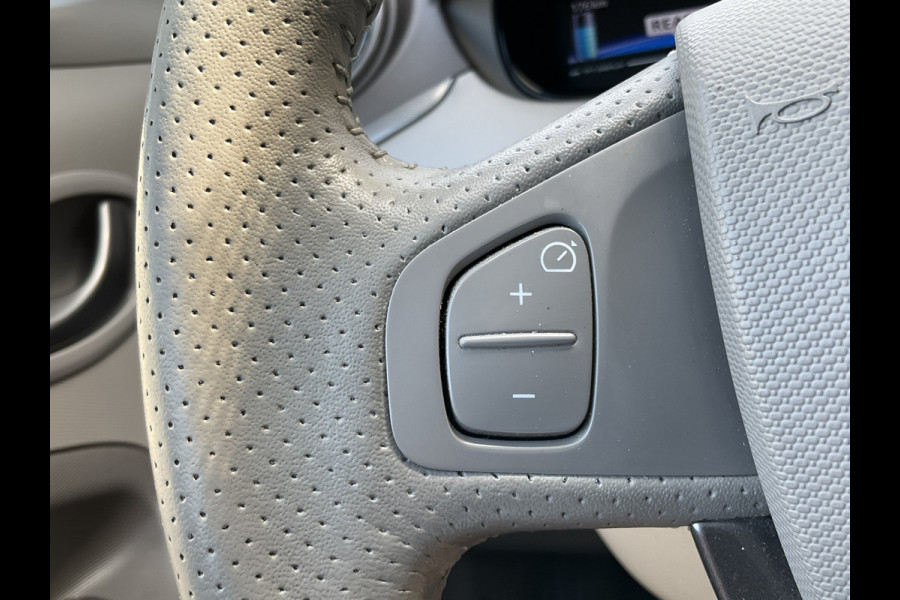 Renault ZOE Q90 Bose Quickcharge 41 kWh Bose Nav/Cruise Leer Stoelverw Camera Orig.NL!