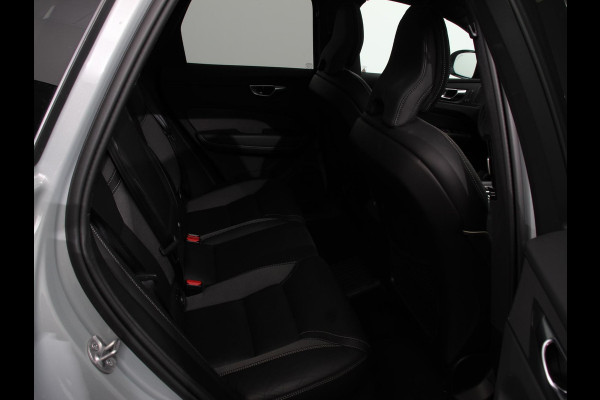 Volvo XC60 2.0 T6 Plug-in hybrid AWD Automaat Plus Dark Adaptieve cruise control Leder Navigatie Google Harman Kardon Panorama dak Lichtmetalen Velgen Dab Stoelverwarming Camera 360 Led Climate control Apple Carplay/ Android Auto