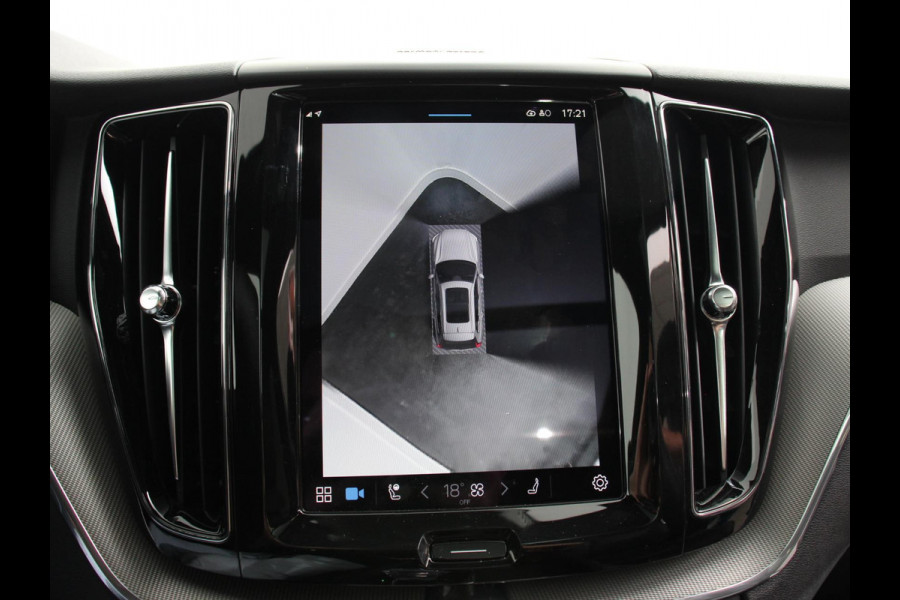 Volvo XC60 2.0 T6 Plug-in hybrid AWD Automaat Plus Dark Adaptieve cruise control Leder Navigatie Google Harman Kardon Panorama dak Lichtmetalen Velgen Dab Stoelverwarming Camera 360 Led Climate control Apple Carplay/ Android Auto