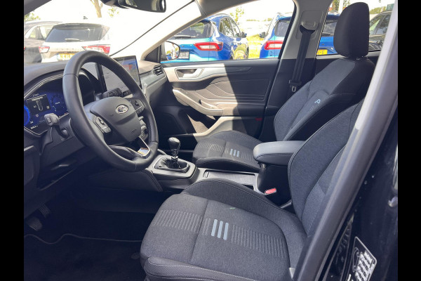 Ford Focus 1.0 EcoBoost Hybrid Active X 155pk |  Driver Assistance Pack | Trekhaak | SYNC 4 Navigatie | Winterpack