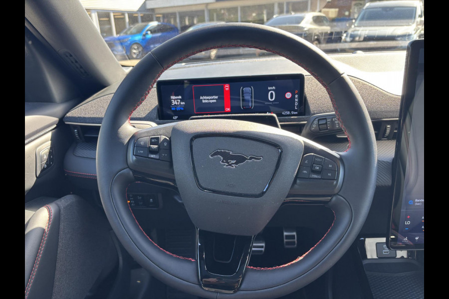 Ford Mustang Mach-E Extended Premium AWD 98 kWh 351pk | Panoramadak | 1.500kg Trekgewicht