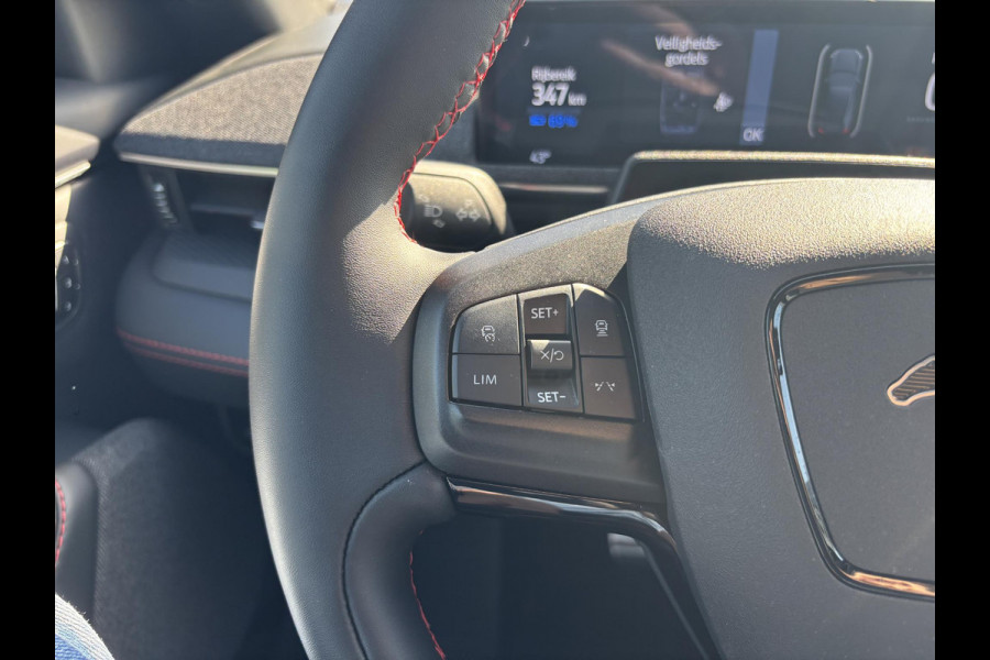 Ford Mustang Mach-E Extended Premium AWD 98 kWh 351pk | Panoramadak | 1.500kg Trekgewicht