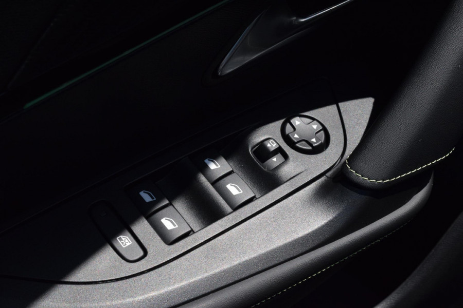 Peugeot 2008 1.2 PureTech GT Pack|Panoramadak