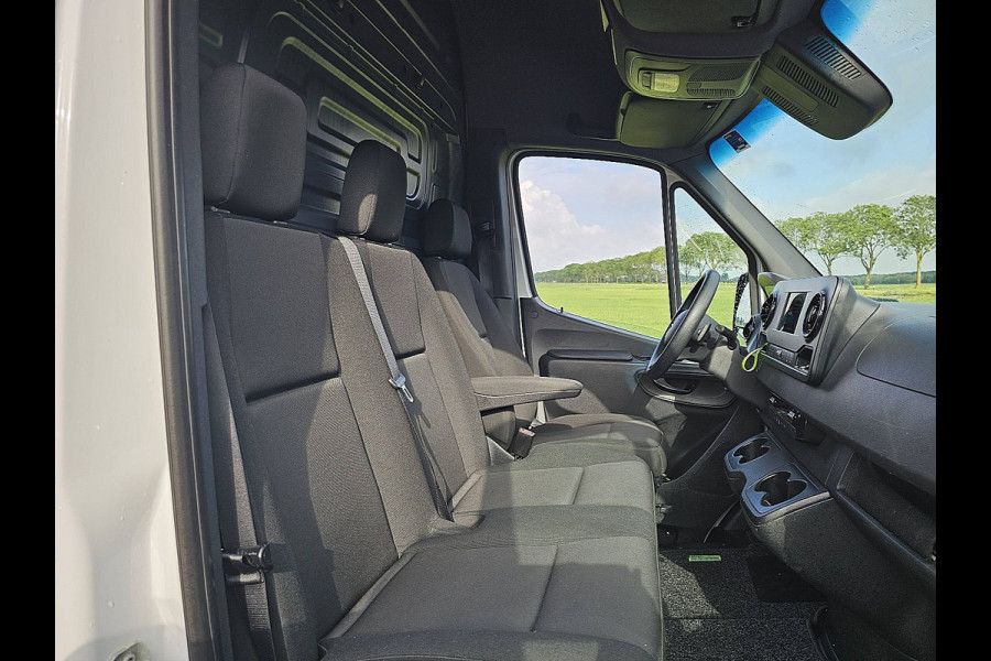 Mercedes-Benz Sprinter 317 L3H2 L3H2 Maxi 3.5t-Trekhaak Automaat Airco Mbux Camera Euro6 170 PK