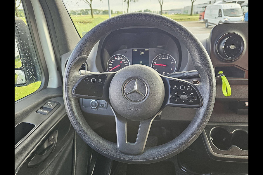 Mercedes-Benz Sprinter 317 L3H2 L3H2 Maxi 3.5t-Trekhaak Automaat Airco Mbux Camera Euro6 170 PK