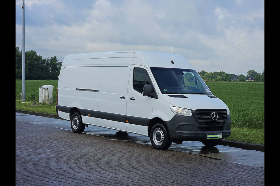 Mercedes-Benz Sprinter 317 L3H2 L3H2 Maxi 3.5t-Trekhaak Automaat Airco Mbux Camera Euro6 170 PK