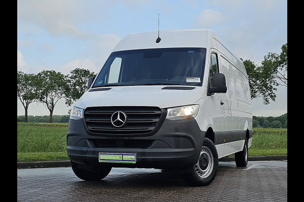 Mercedes-Benz Sprinter 317 L3H2 L3H2 Maxi 3.5t-Trekhaak Automaat Airco Mbux Camera Euro6 170 PK