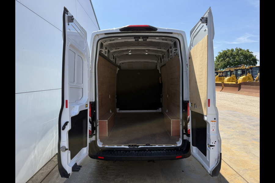 Ford Transit 2.0 TDCI 130PK L3H3 Airco Cruise Control Camera Parkeersensoren v+a