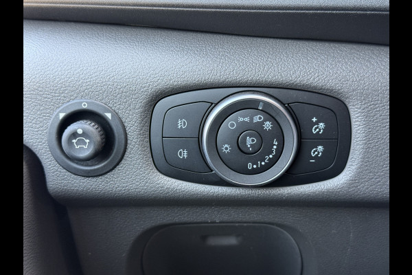 Ford Transit 2.0 TDCI 130PK L3H3 Airco Cruise Control Camera Parkeersensoren v+a