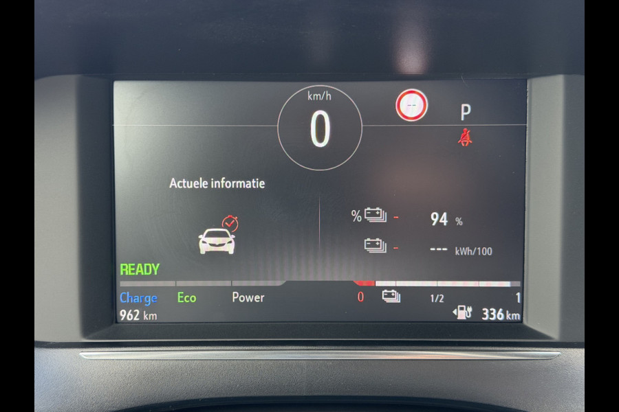 Opel Corsa Electric Ultimate 50 kWh (Camera - LED - Automatische Airco - Alcantara - Stoel-/- Stuurverwarming - Navigatie via APP - Parkeersensoren