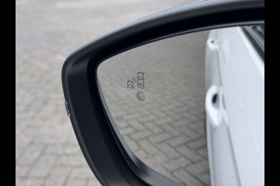 Opel Corsa Electric Ultimate 50 kWh (Camera - LED - Automatische Airco - Alcantara - Stoel-/- Stuurverwarming - Navigatie via APP - Parkeersensoren