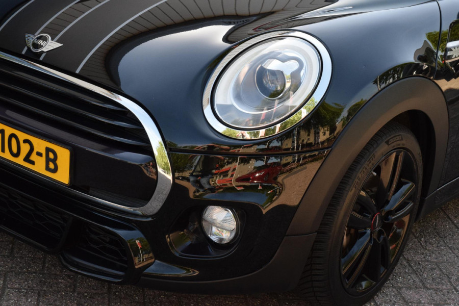 MINI 5-deurs 1.5 Cooper Chili Serious Business|JCW|