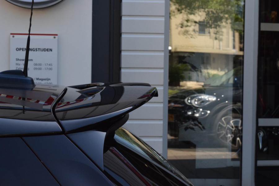 MINI 5-deurs 1.5 Cooper Chili Serious Business|JCW|