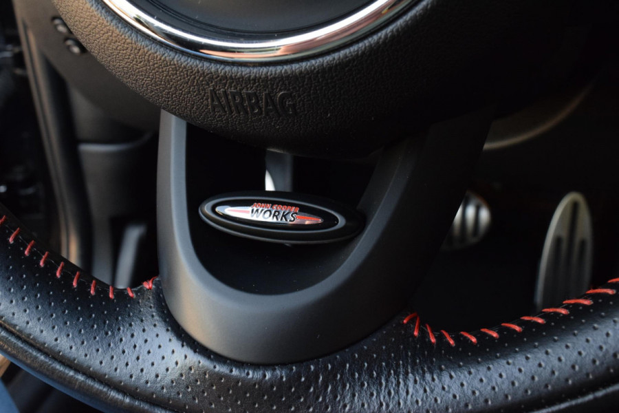 MINI 5-deurs 1.5 Cooper Chili Serious Business|JCW|