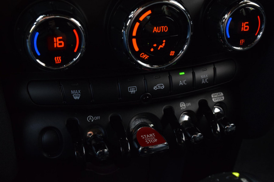 MINI 5-deurs 1.5 Cooper Chili Serious Business|JCW|