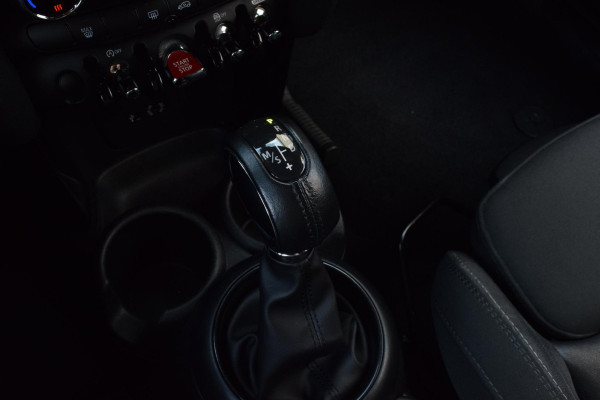 MINI 5-deurs 1.5 Cooper Chili Serious Business|JCW|