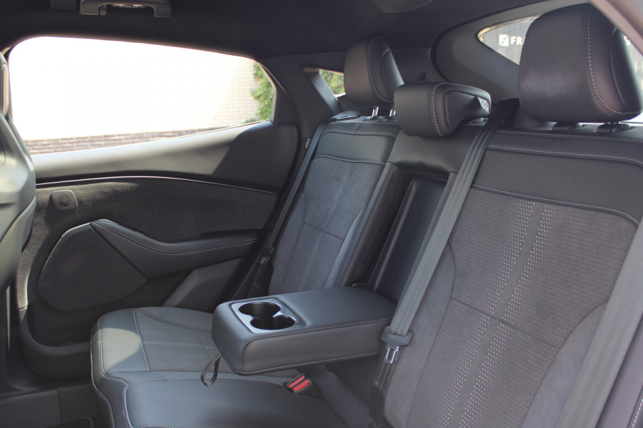 Ford Mustang Mach-E GT Extended AWD 91 kWh | Adaptieve cruise | B&O | 360 camera | Panoramadak | Winterpack